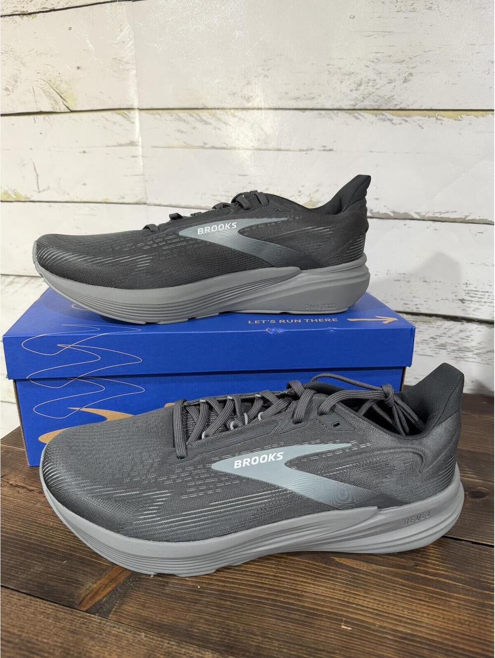 Brooks Revel 8 Running Shoes Men’s Size 13 Wide Primer/Blackened Pearl NIB